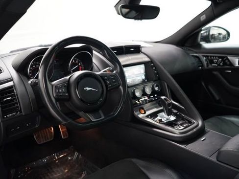 Used 2017 Jaguar F-TYPE S image 13