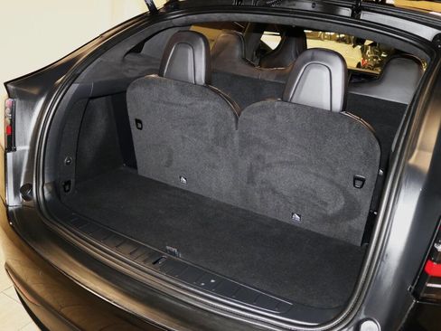 Used 2020 Tesla Model X image 97