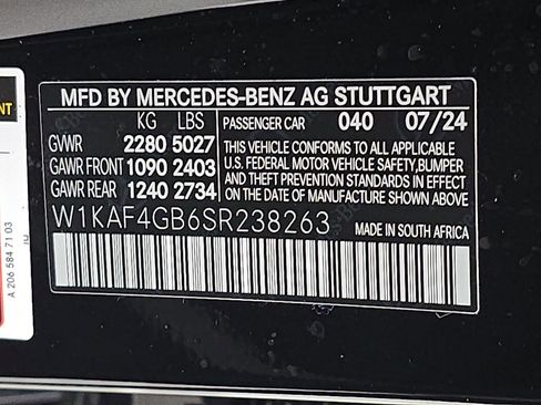 Used 2025 Mercedes-Benz C 300 Sedan image 35