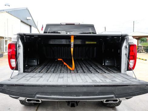Used 2021 GMC Sierra 1500 SLE w/ X31 Off-Road Package AWD/4WD image 48
