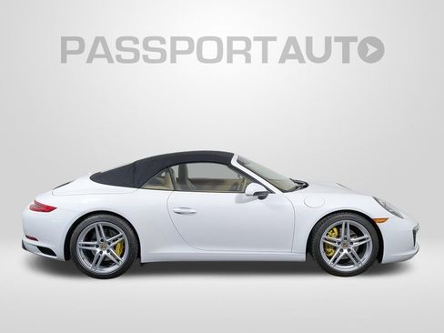 Used 2017 Porsche 911 Carrera RWD image 15