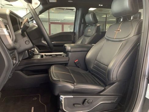 Used 2024 Ford F350 Platinum w/ FX4 Off-Road Package image 9