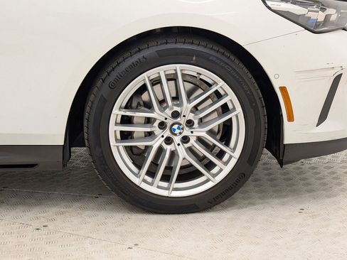 Used 2024 BMW 530i w/ Premium Package image 11