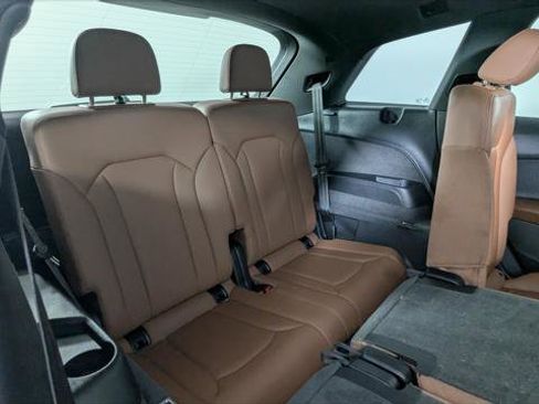 Used 2021 Audi Q7 2.0T Premium w/ Convenience Package image 23