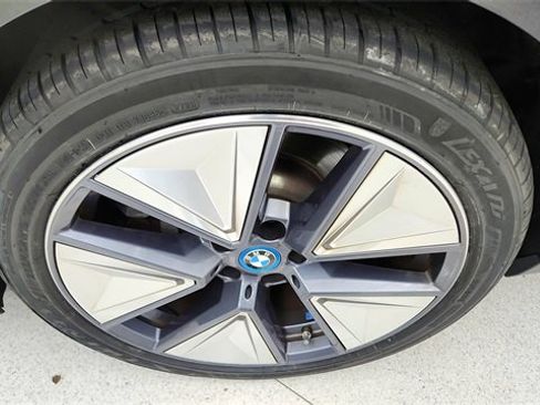 Used 2023 BMW i4 eDrive35 image 59