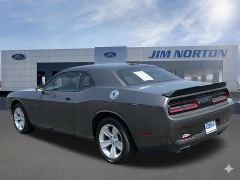 Used 2023 Dodge Challenger SXT RWD image 7