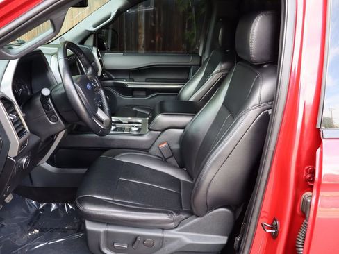 Used 2020 Ford Expedition Max XLT w/ Equipment Group 202A AWD/4WD image 19