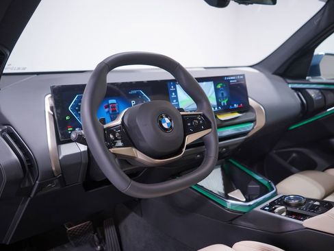 Used 2025 BMW X3 xDrive30i w/ Convenience Package image 6