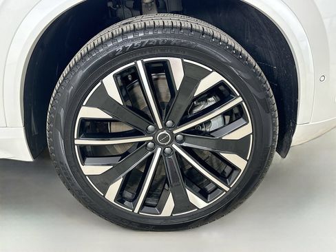 Used 2026 Volvo XC90 T8 Plus w/ Protection Package Premier AWD/4WD image 10