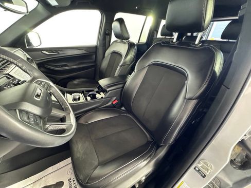 Certified 2023 Jeep Grand Cherokee Altitude AWD/4WD image 33