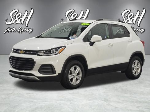 Used 2022 Chevrolet Trax LT w/ Driver Confidence Package AWD/4WD image 13