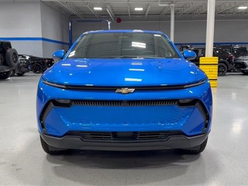 New 2026 Chevrolet Equinox EV LT image 16