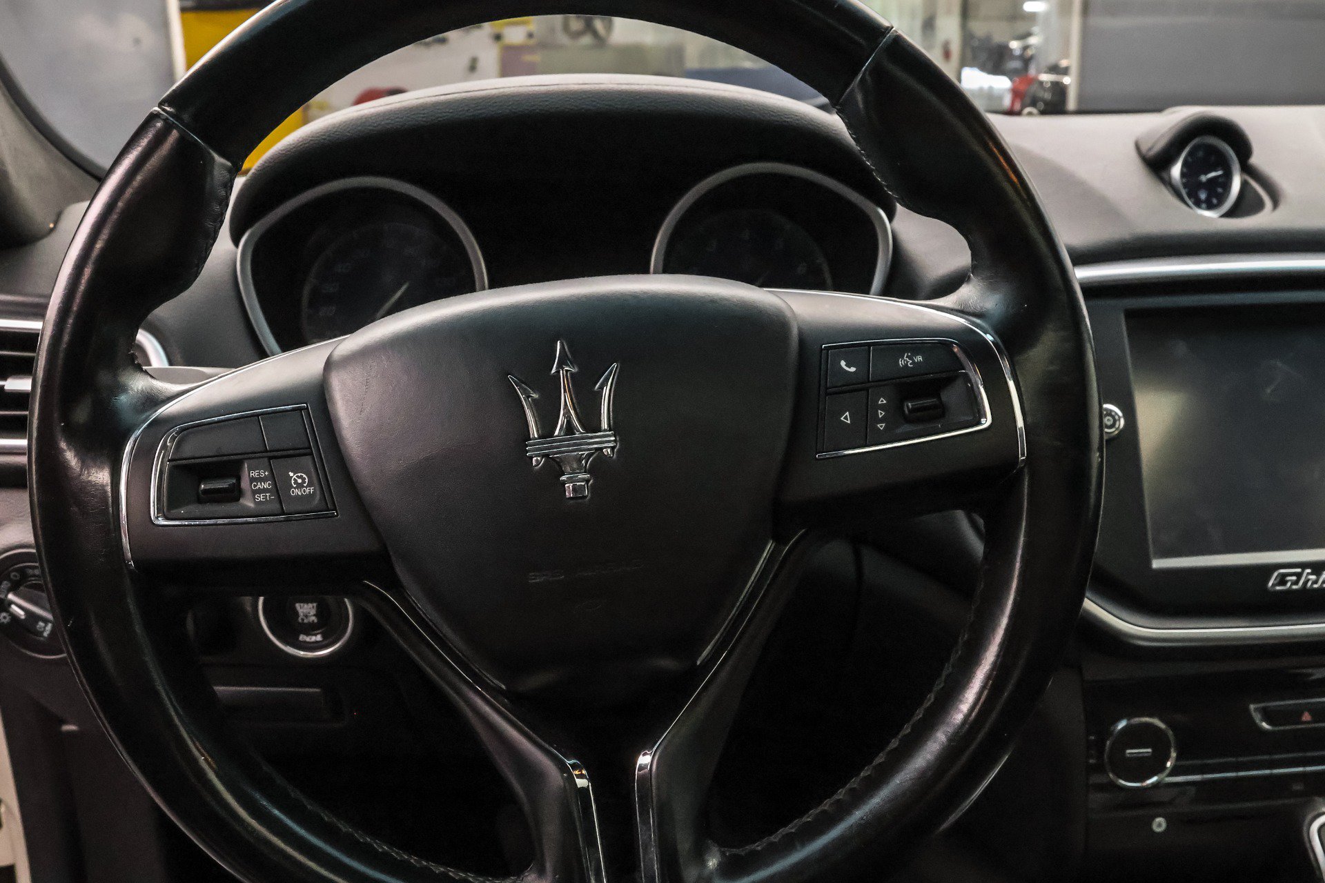 Used 2014 Maserati Ghibli S Q4 AWD/4WD image 16
