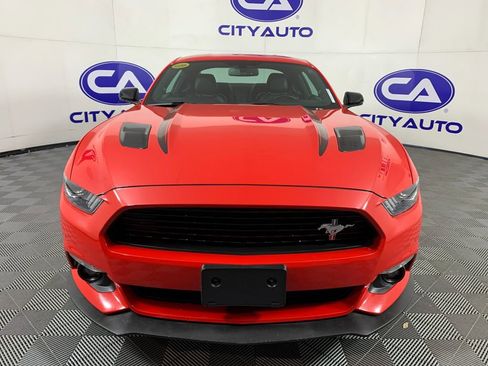 Used 2017 Ford Mustang GT Premium w/ Equipment Group 401A RWD image 9
