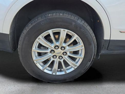 Used 2018 Cadillac XT5 AWD image 14