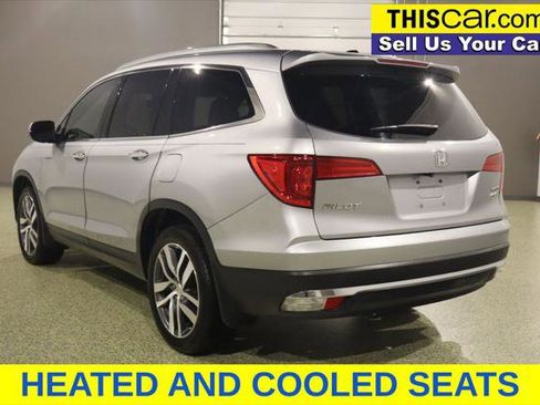 Used 2017 Honda Pilot Touring image 5