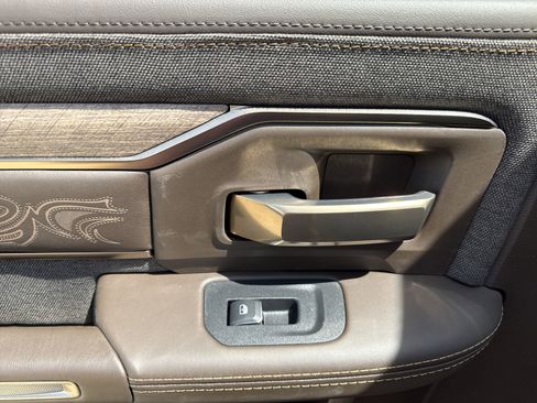 New 2025 RAM 2500 Limited image 32