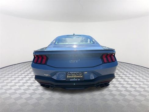 Used 2025 Ford Mustang GT Premium image 6