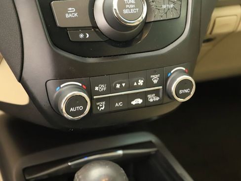 Used 2015 Acura RDX FWD image 30