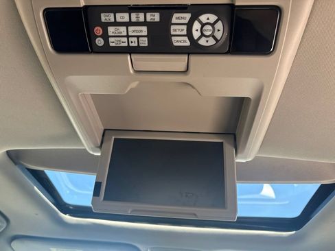 Used 2017 Honda Odyssey EX-L image 36