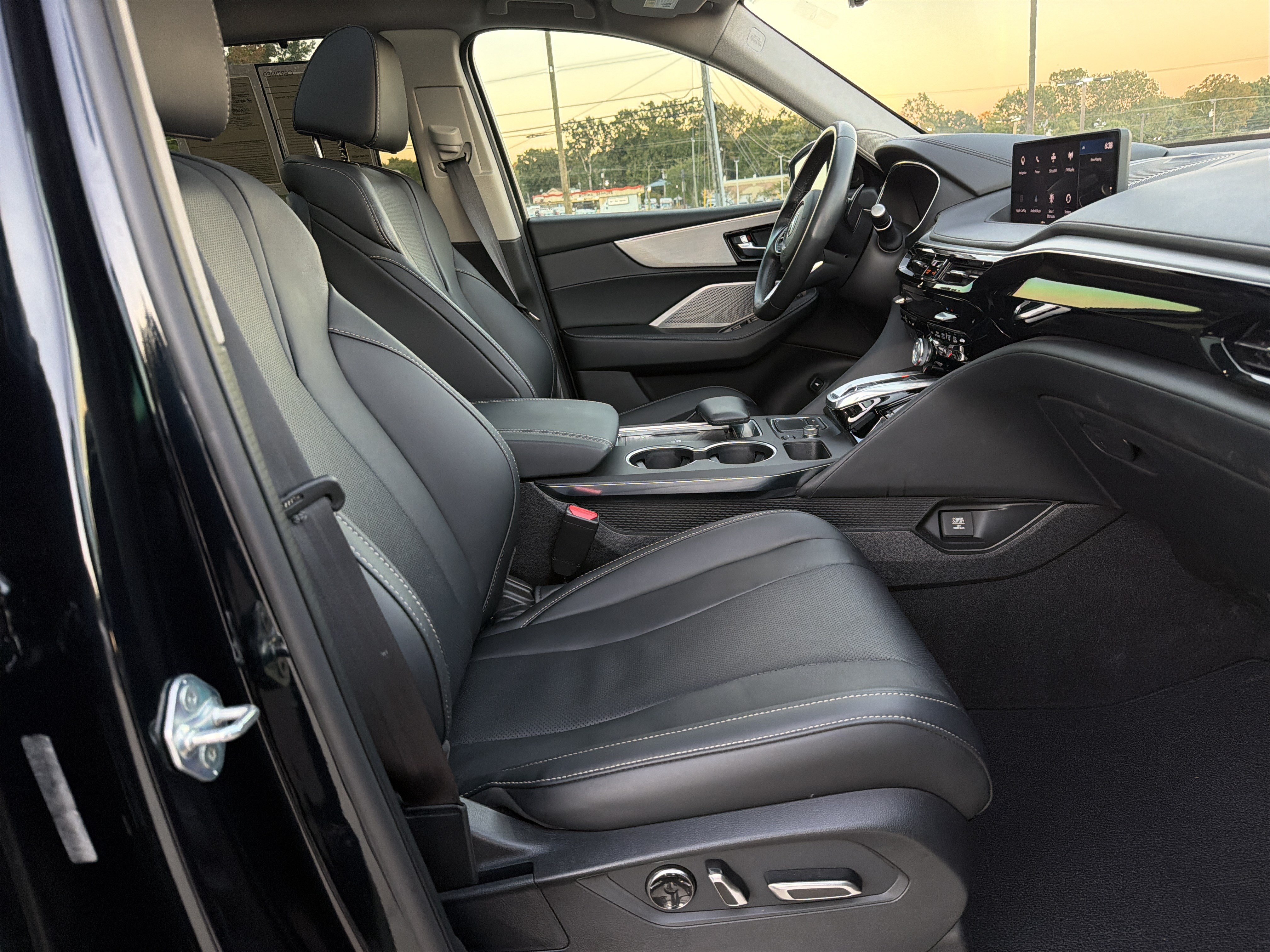 Used 2024 Acura MDX w/ Technology Package AWD/4WD image 34