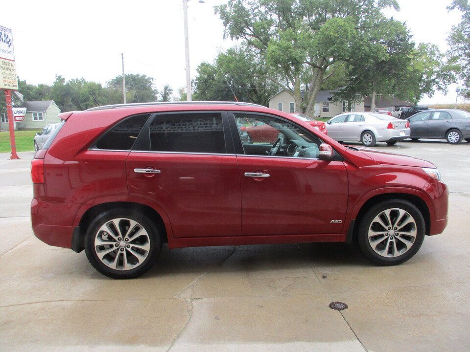Used 2014 Kia Sorento SX w/ 3rd Row Package AWD/4WD image 17