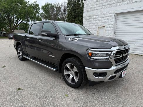 Used 2019 RAM 1500 Big Horn AWD/4WD image 3
