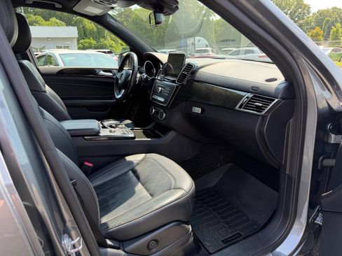 Used 2018 Mercedes-Benz GLS 450 4MATIC image 9
