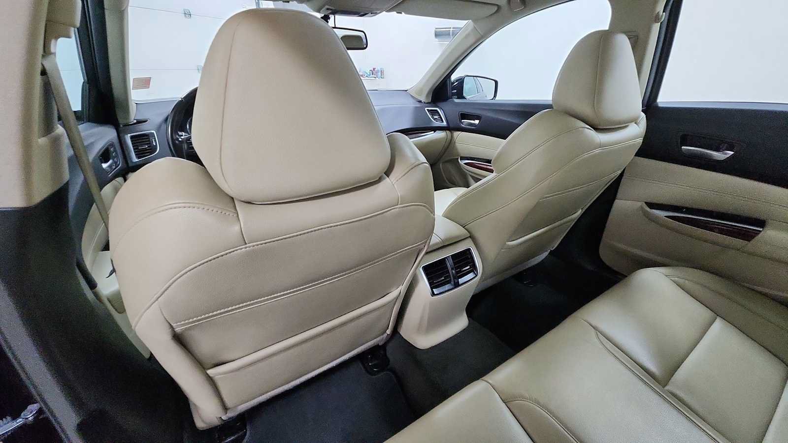 Used 2015 Acura TLX FWD image 25