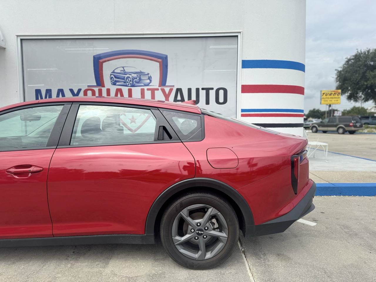 Used 2025 Kia K4 FWD image 29