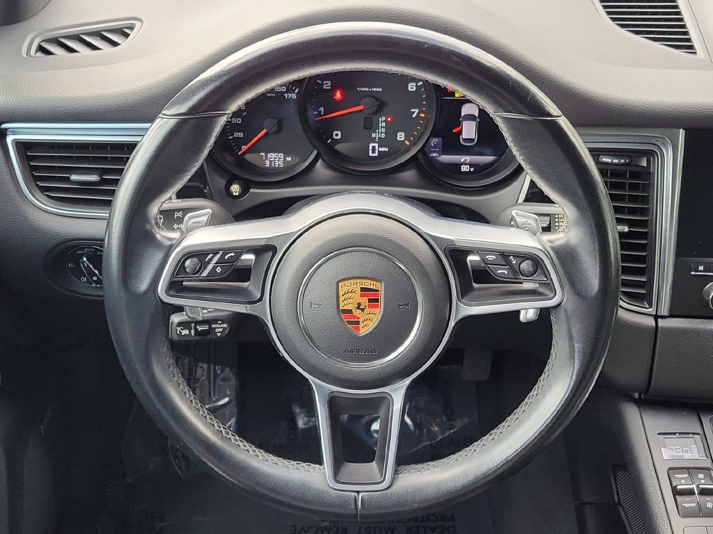 Used 2018 Porsche Macan AWD/4WD image 22