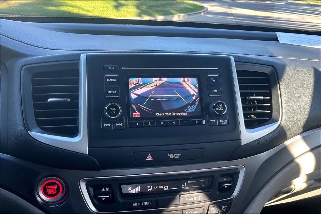 Used 2020 Honda Pilot LX image 21