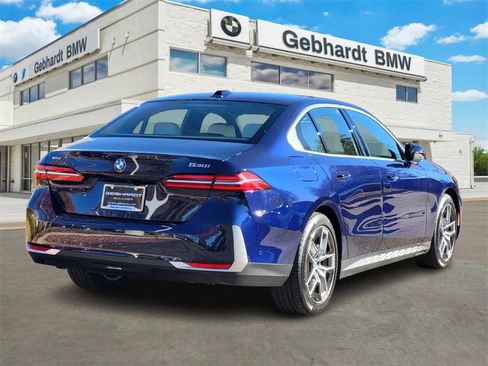 New 2026 BMW 530i xDrive w/ Convenience Package image 5