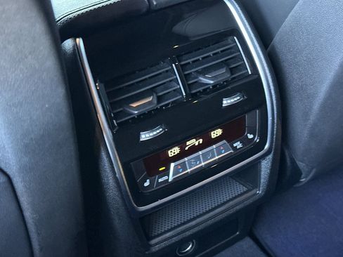 Used 2020 BMW X5 xDrive40i w/ Premium Package image 13