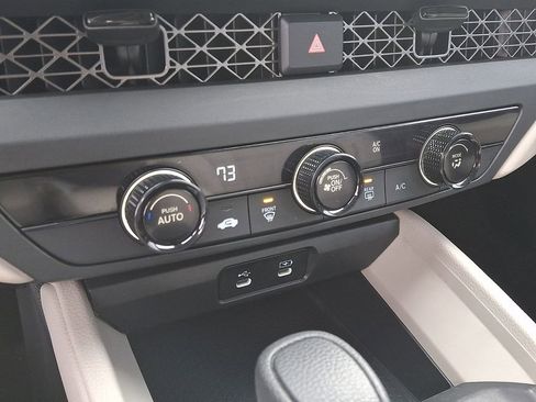 Used 2025 Honda Accord LX image 16