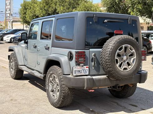 Used 2015 Jeep Wrangler Unlimited Sport w/ Connectivity Group AWD/4WD image 2