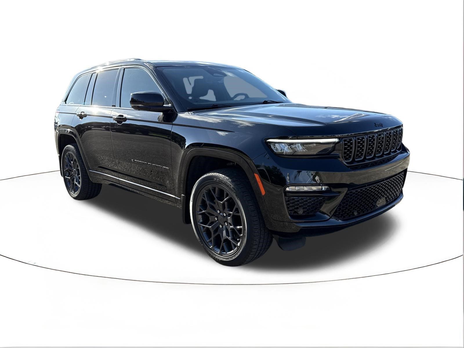 Used 2025 Jeep Grand Cherokee Summit AWD/4WD image 1