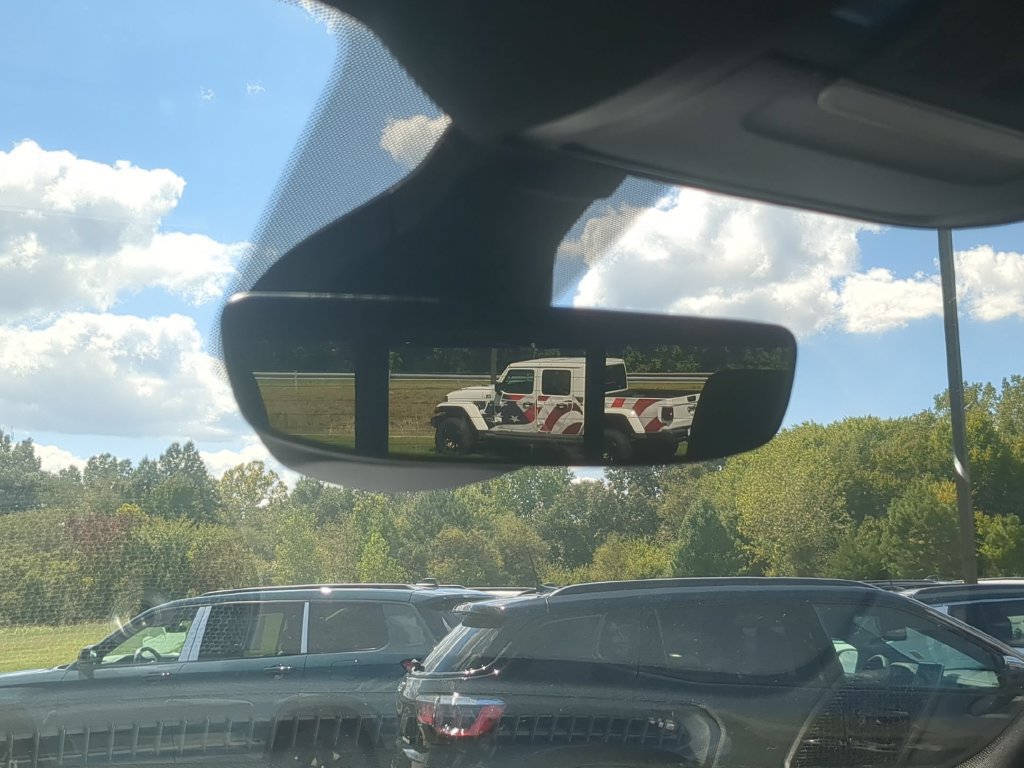 Certified 2024 RAM 1500 Big Horn AWD/4WD image 32