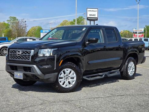 Used 2022 Nissan Frontier SV AWD/4WD image 2