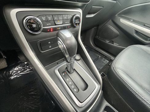 Used 2020 Ford EcoSport Titanium image 24