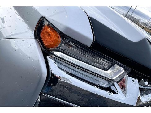 Used 2021 Chevrolet Silverado 3500 LTZ w/ LTZ Convenience Package image 33