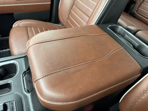 Used 2024 GMC Sierra 1500 Denali Ultimate image 28