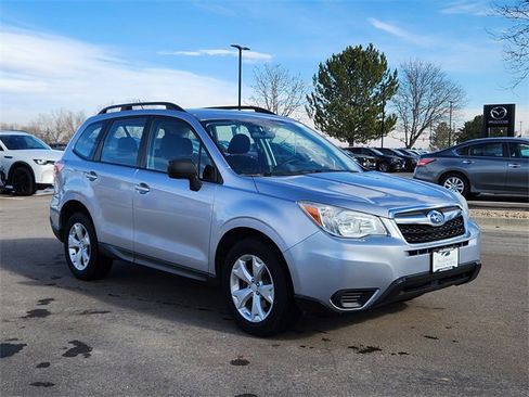 Used 2015 Subaru Forester 2.5i w/ Alloy Wheel Package image 4