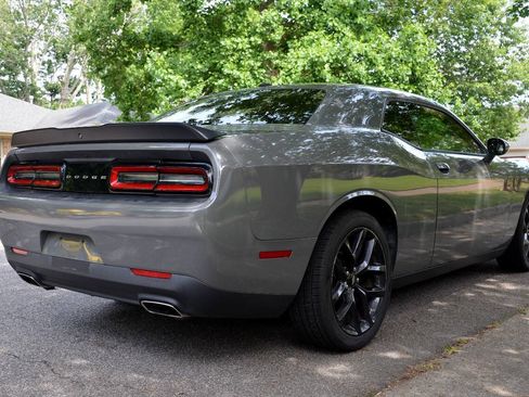 Used 2019 Dodge Challenger SXT w/ Blacktop Package RWD image 7