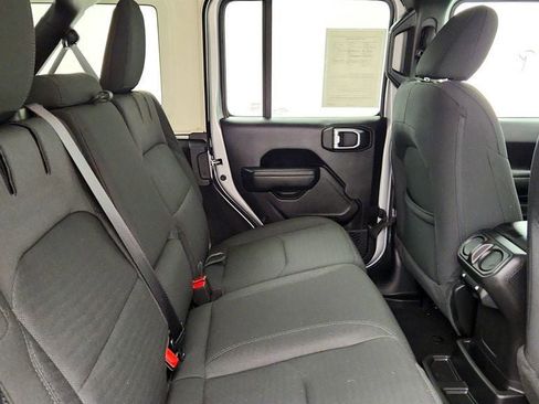 Used 2023 Jeep Wrangler Unlimited w/ Cold Weather Group AWD/4WD image 23