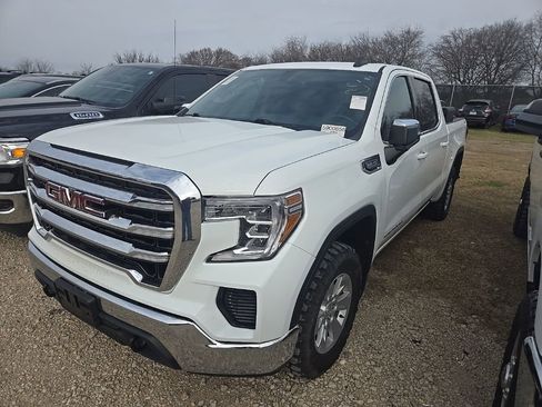 Used 2021 GMC Sierra 1500 SLE image 1