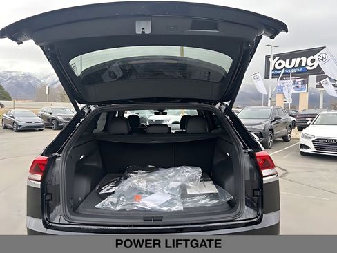 New 2026 Volkswagen Atlas Cross Sport SE AWD/4WD image 14