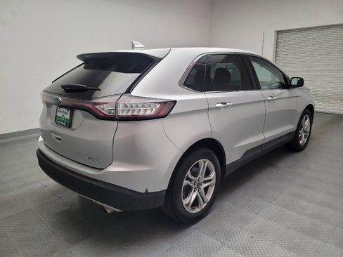 Used 2018 Ford Edge Titanium image 9