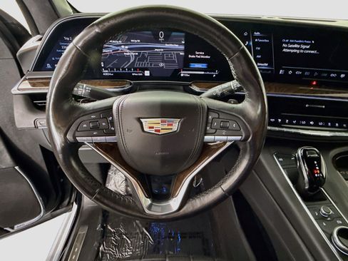 Used 2022 Cadillac Escalade ESV Sport Platinum RWD image 13