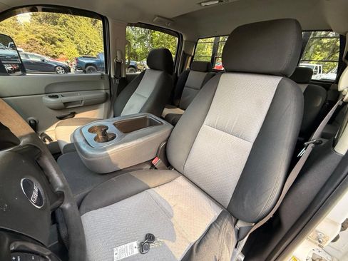 Used 2007 GMC Sierra 3500 W/T AWD/4WD image 44